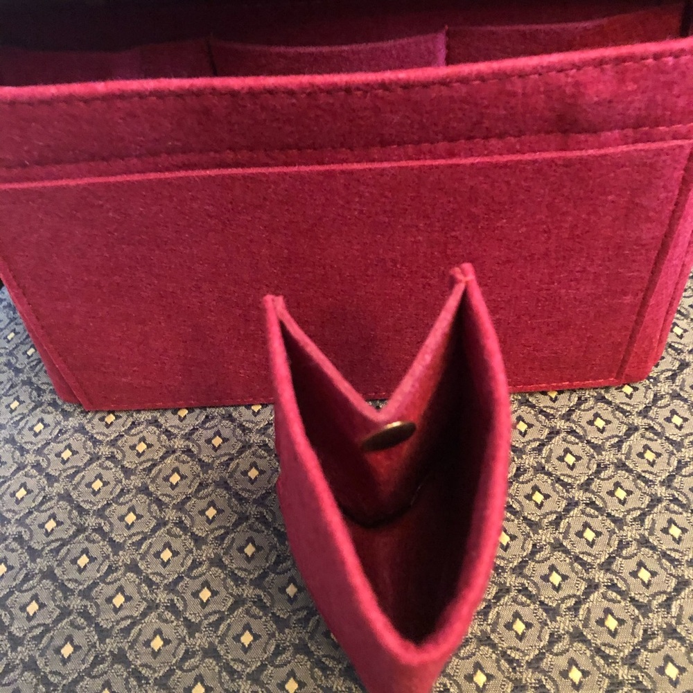 Purse Tote RED Small insert organizer protector Zip divider this design - Picture 7 of 8